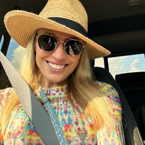 Meet your Posher, Stacy